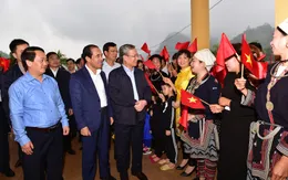 "Các phong trào thi đua của MTTQ đã góp phần vun đắp tình làng nghĩa xóm"