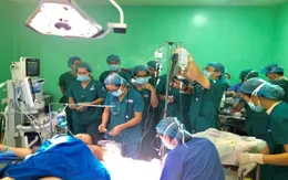 Nỗ lực cứu sản phụ có nhóm máu hiếm bị băng huyết sau sinh
