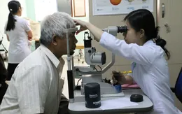 Khám sàng lọc sức khỏe miễn phí cho người cao tuổi tại Kon Tum