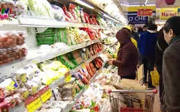 Lựa chọn bánh kẹo, thực phẩm an toàn trong dịp Tết