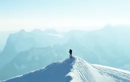 Hành trình vượt qua thời gian