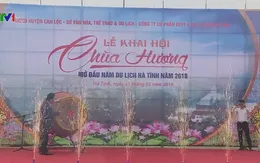 Khai hội chùa Hương Tích, mở đầu Năm du lịch Hà Tĩnh 2018