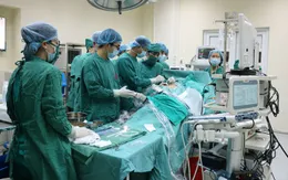Quảng Ninh: Triển khai kỹ thuật nội soi tán sỏi thận qua da