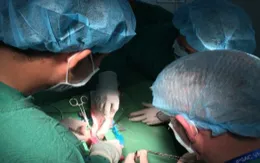 Phẫu thuật thành công nhiều trường hợp dị tật bẩm sinh đường tiêu hóa cho bệnh nhi