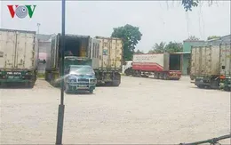 Tài xế xe đầu kéo tử vong trên cabin