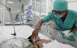Trẻ liên tiếp nhập viện do uống nhầm xăng, hóa chất độc hại