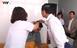 Bạo hành y tế - Áo blouse chưa ngừng "nhuốm máu"