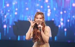 "Gái một con" Thu Thủy rạng rỡ khuấy động trường quay Muôn màu showbiz