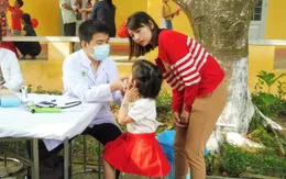 Khám bệnh, cấp phát thuốc miễn phí cho 450 trẻ nhỏ ở Củ Chi