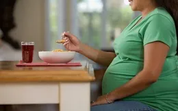 Thai phụ tăng quá 18kg trong thai kỳ, trẻ có nguy cơ béo phì