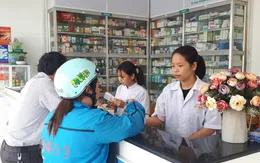 Hệ lụy từ việc mua kháng sinh không kê đơn