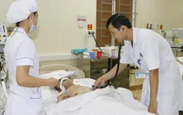 10 phút giành giật mạng sống cho bệnh nhân ngừng thở, ngừng tim