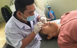 Khám mắt miễn phí cho người cao tuổi tại huyện Mê Linh (Hà Nội)