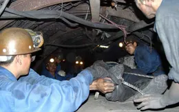 Sập hầm mỏ ở Quảng Ninh, 2 người thương vong