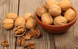 Những lợi ích sức khỏe không ngờ của quả óc chó