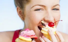 Làm sao để giảm cơn thèm ăn do căng thẳng gây ra?