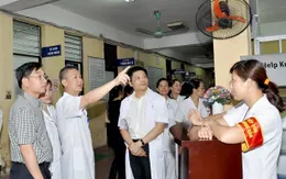 Đảm bảo công tác khám, chữa bệnh trong những ngày nắng nóng