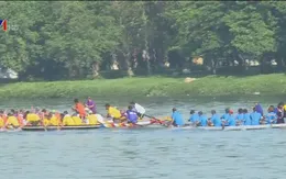Đua thuyền truyền thống hưởng ứng Festival Huế 2018