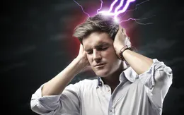 Nguyên nhân và triệu chứng cảnh báo ung thư não