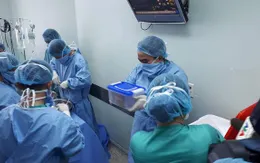 Hành trình đưa trái tim từ Hà Nội vào Huế để ghép tạng