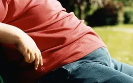 Nguy cơ ung thư đường ruột ở tuổi trung niên do béo phì