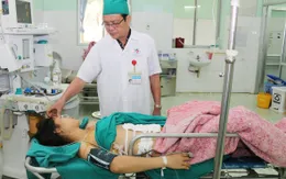 Bị chồng đâm 10 nhát, người vợ thủng động mạch chủ bụng