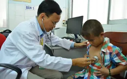 Khám, tầm soát bệnh tim miễn phí cho trẻ em có hoàn cảnh khó khăn tại Quảng Ngãi
