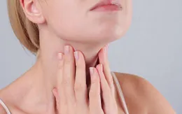 Độ tuổi nào dễ mắc ung thư tuyến giáp?