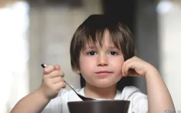 Trẻ em dị ứng thức ăn có thể bị tự kỷ cao gấp hai lần