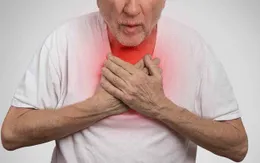 Cảnh giác với ung thư phổi khi bị ho ra máu