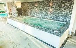 5 kiểu bồn tắm nước nóng có thể khiến bạn bị cảm