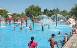 Cẩn thận với các bệnh về tai do bơi lội