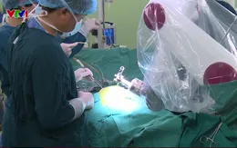 Trên 500 bệnh nhân đã được phẫu thuật thành công bằng robot