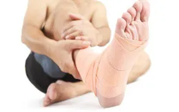 Bong gân và trật khớp trong tai nạn chấn thương