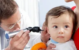Những lưu ý khi trẻ bị viêm tai giữa