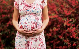 Phụ nữ vô sinh vẫn có thể sinh con nhờ buồng trứng nhân tạo