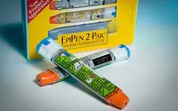 FDA kéo dài ngày hết hạn của bút tiêm ngừa dị ứng EpiPen