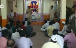 Cuộc chiến chống nạn đánh hội đồng do tin giả