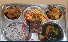 Hàn Quốc: Hơn 1.000 học sinh bị ngộ độc thực phẩm