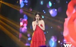 Phương Oanh khoe giọng hát thật hay hơn cả Mai trong Ngược chiều nước mắt