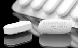 Cấp cứu nam thanh niên bị ngộ độc do uống 30 viên thuốc paracetamol
