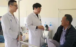 Cứu cụ ông khỏi tàn phế do đột quỵ não bằng thuốc tiêu sợi huyết
