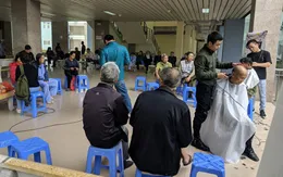 300 người bệnh ung thư được cắt tóc miễn phí