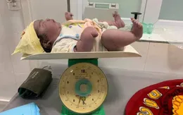 Sản phụ ở Nghệ An sinh thường bé gái nặng 5,5kg