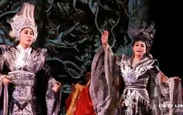 Biểu diễn cải lương miễn phí: Nên hay không?