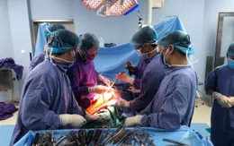 Thay khớp háng cứu cụ ông 93 tuổi thoát cảnh tàn phế