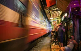 Tiếp tục dẹp phố "cà phê đường tàu"