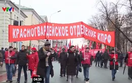 Tuần hành kỷ niệm 102 năm Cách mạng tháng Mười Nga