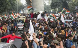 Ấn Độ ban bố lệnh giới nghiêm do biểu tình lan rộng