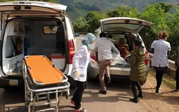 Xuống trạm y tế xã hỗ trợ ca mang thai đôi, ngôi ngược